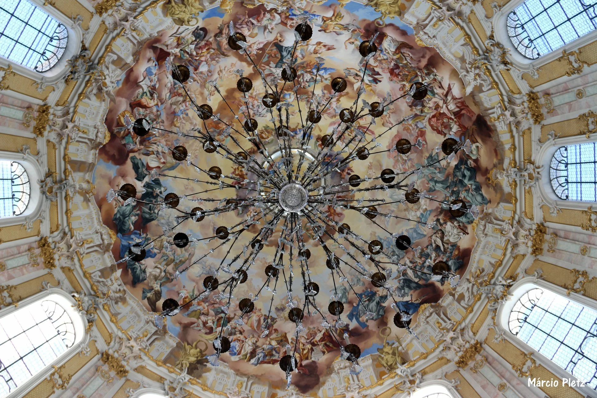 Interior da Abadia de Ettal