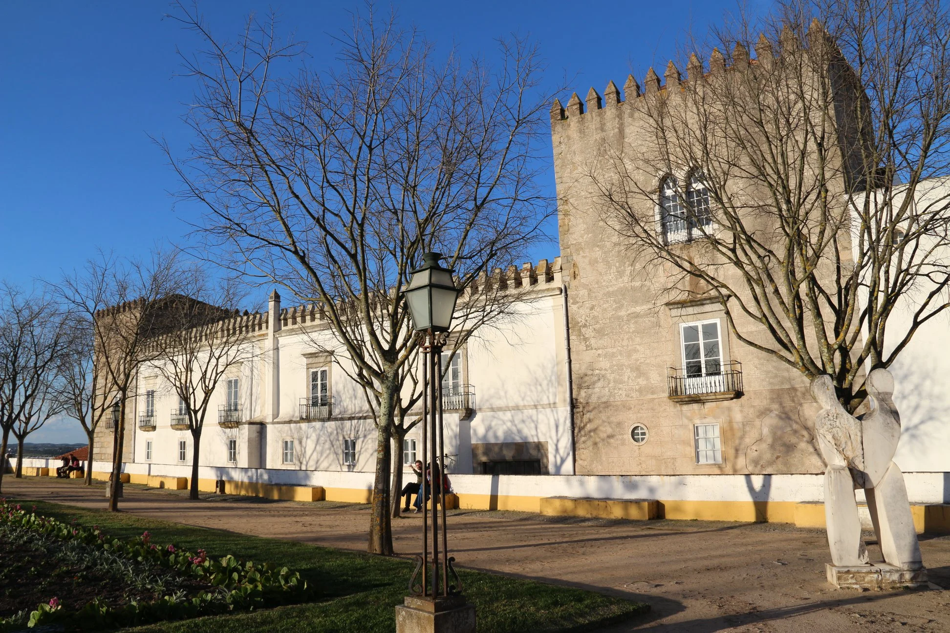Palácio dos Duques de Cadaval visto do Jardim Diana