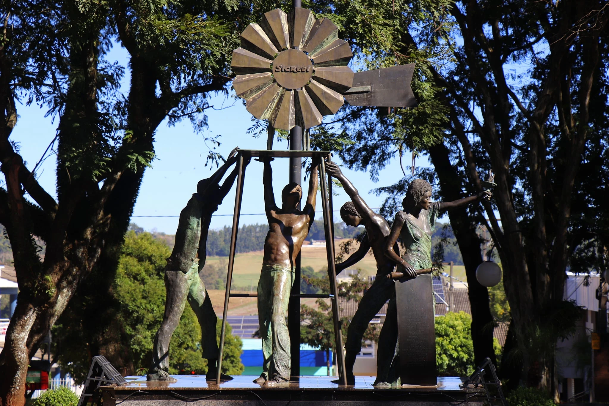 Monumento Força Cooperativa