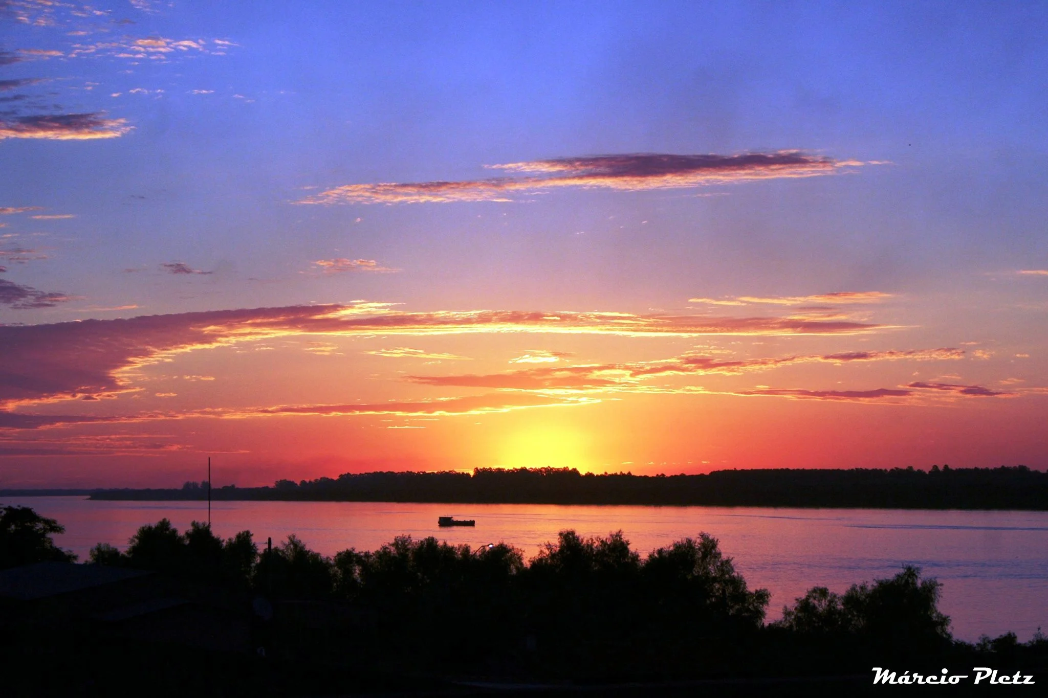 Pôr do Sol no Rio Uruguai